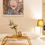 Apartment Piasek - Location, Patio, Tram&bus Nearby - By Rentujemy